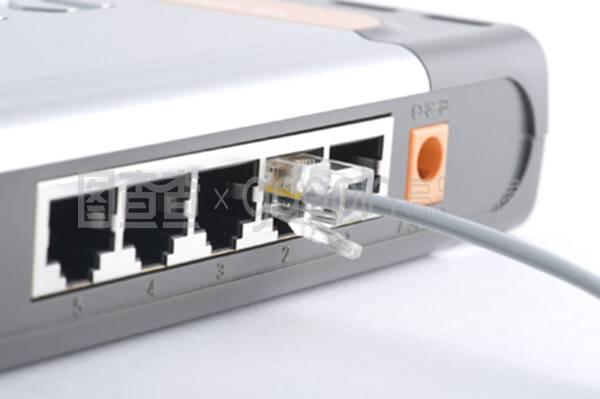 連接到以太網交換機